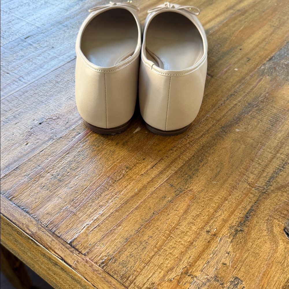 H&M Women's Light Cream Ballet Flats with Bow Accent size 40 or 9 - Picture 7 of 8